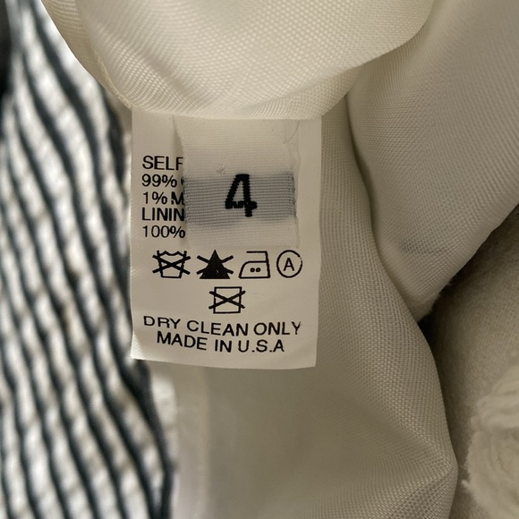 Curve hugging nautical striped skirt ⚓️ - Picture 4 of 4